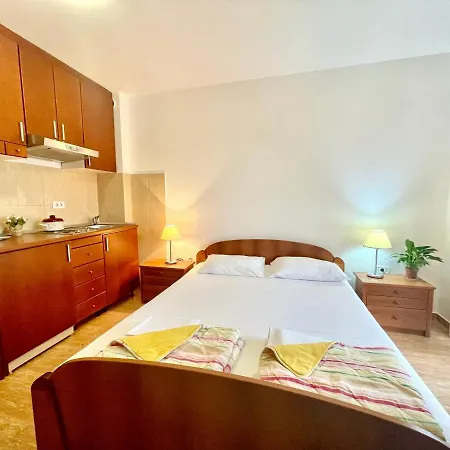 Apartment Boreta Becici