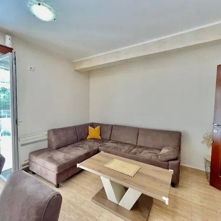 Apartment Boreta Becici